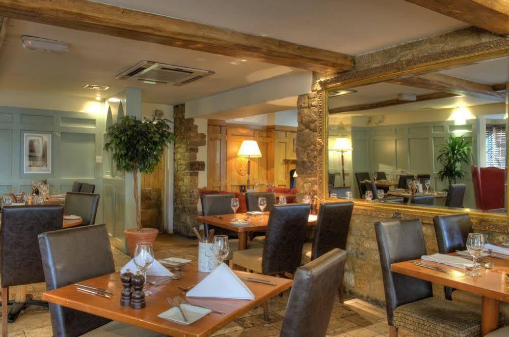 The Deddington Arms Hotell Exteriör bild
