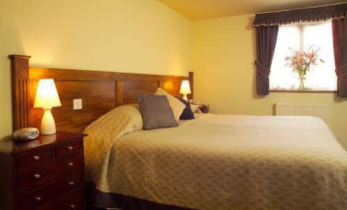 The Deddington Arms Hotell Exteriör bild